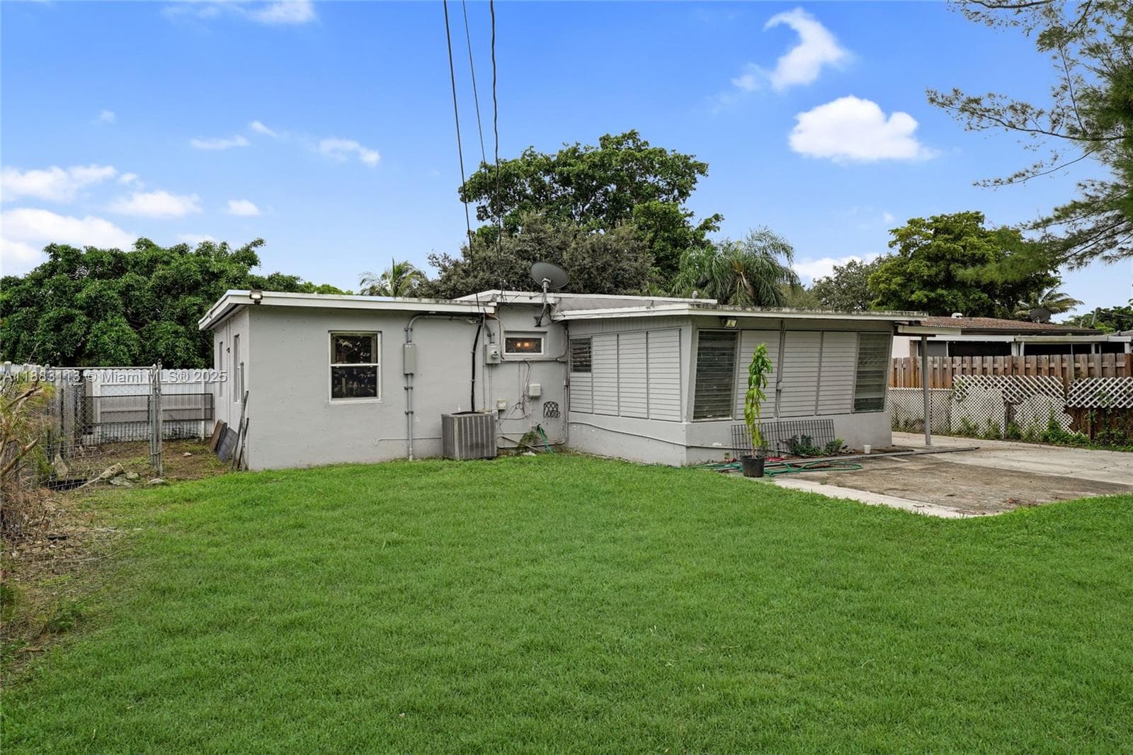 125 NW 121st St photo 19