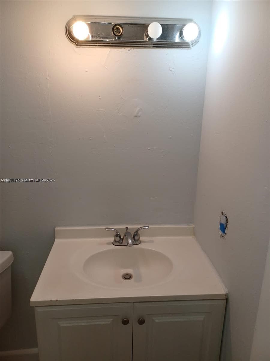 SUNSET HILLS I CONDOMINIU · #409 in Lauderdale Lakes - Photo 10