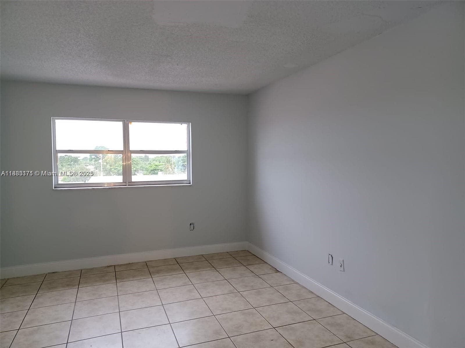 SUNSET HILLS I CONDOMINIU · #409 in Lauderdale Lakes - Photo 4