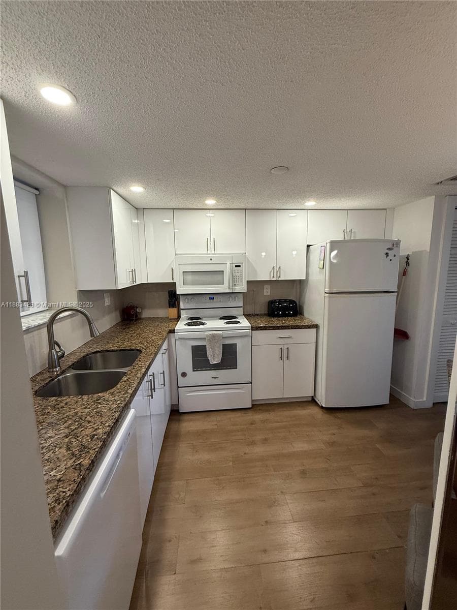 Le Frontenac · #505 in Sunny Isles Beach - Photo 5