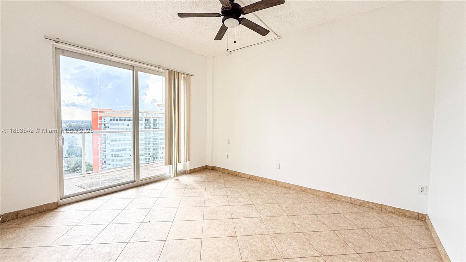 BUCKLEY TOWERS CONDO - EA · #1701E in Miami - Photo 9