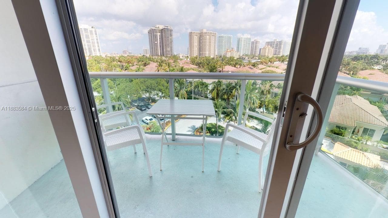 Ocean Reserve · #620 in Sunny Isles Beach - Photo 33