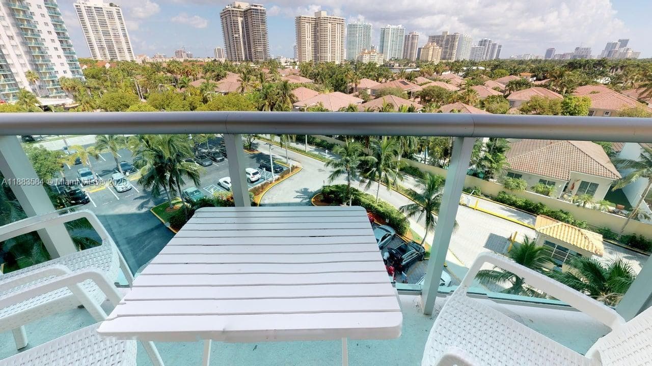 Ocean Reserve · #620 in Sunny Isles Beach - Photo 4