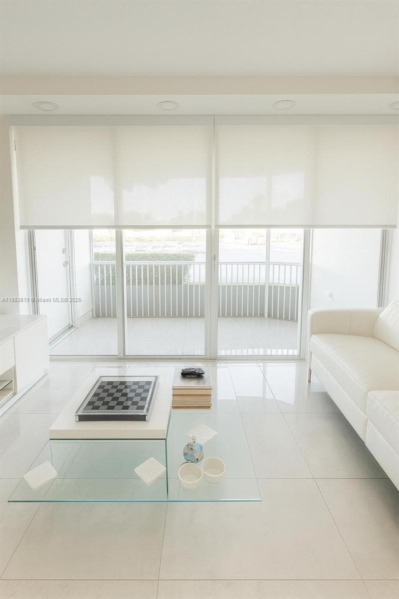 JADE WINDS GROUP - · #112-2 in Miami - Photo 2