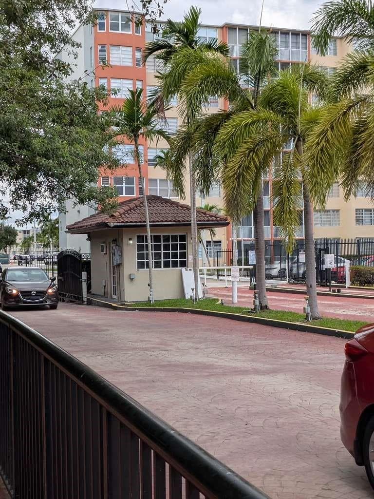 JADE WINDS GROUP - · #112-2 in Miami - Photo 22
