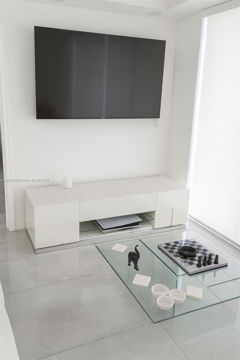 JADE WINDS GROUP - · #112-2 in Miami - Photo 3