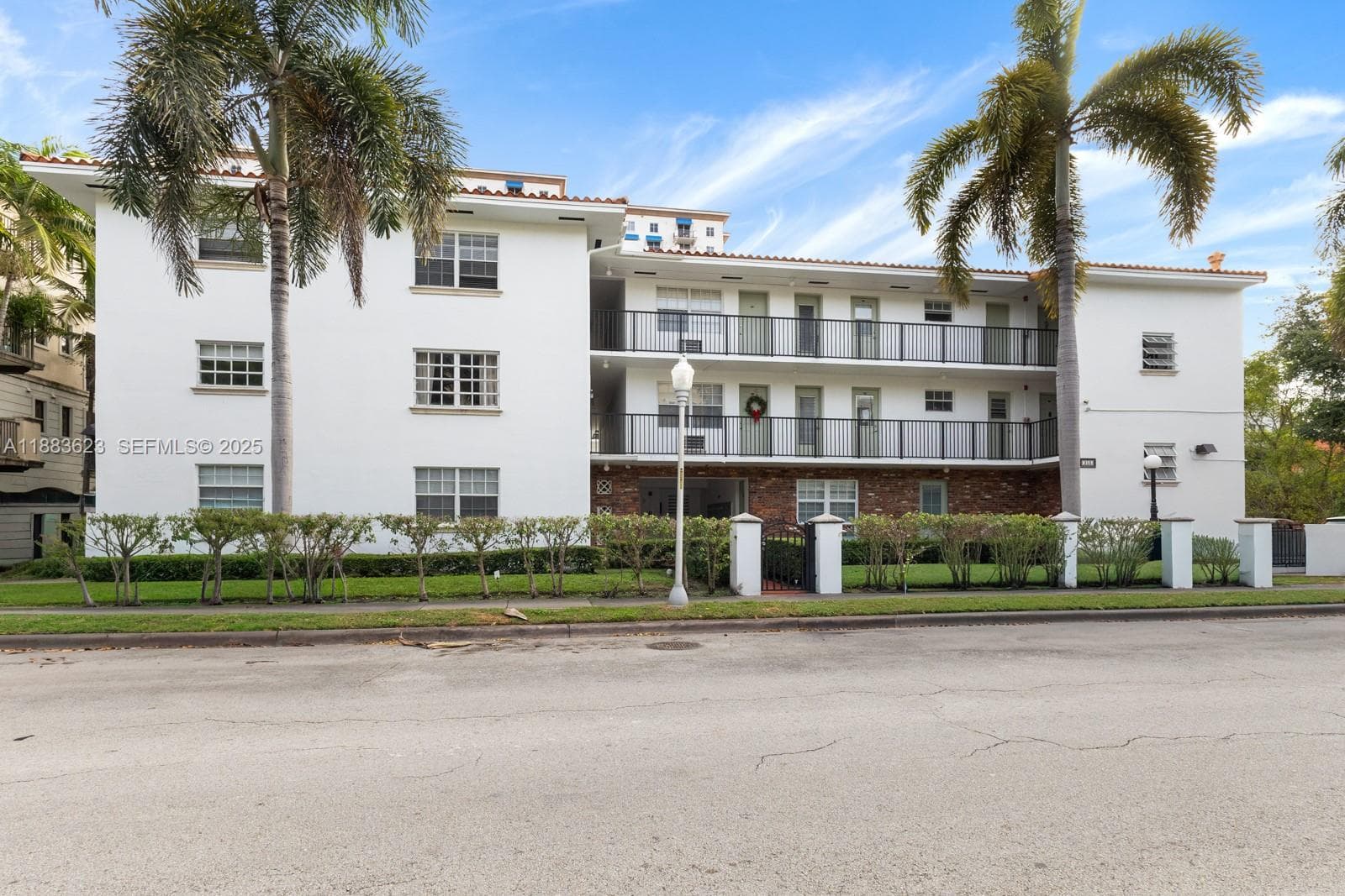 BELLA MAJORCA CONDO · #203 in Coral Gables - Photo 12