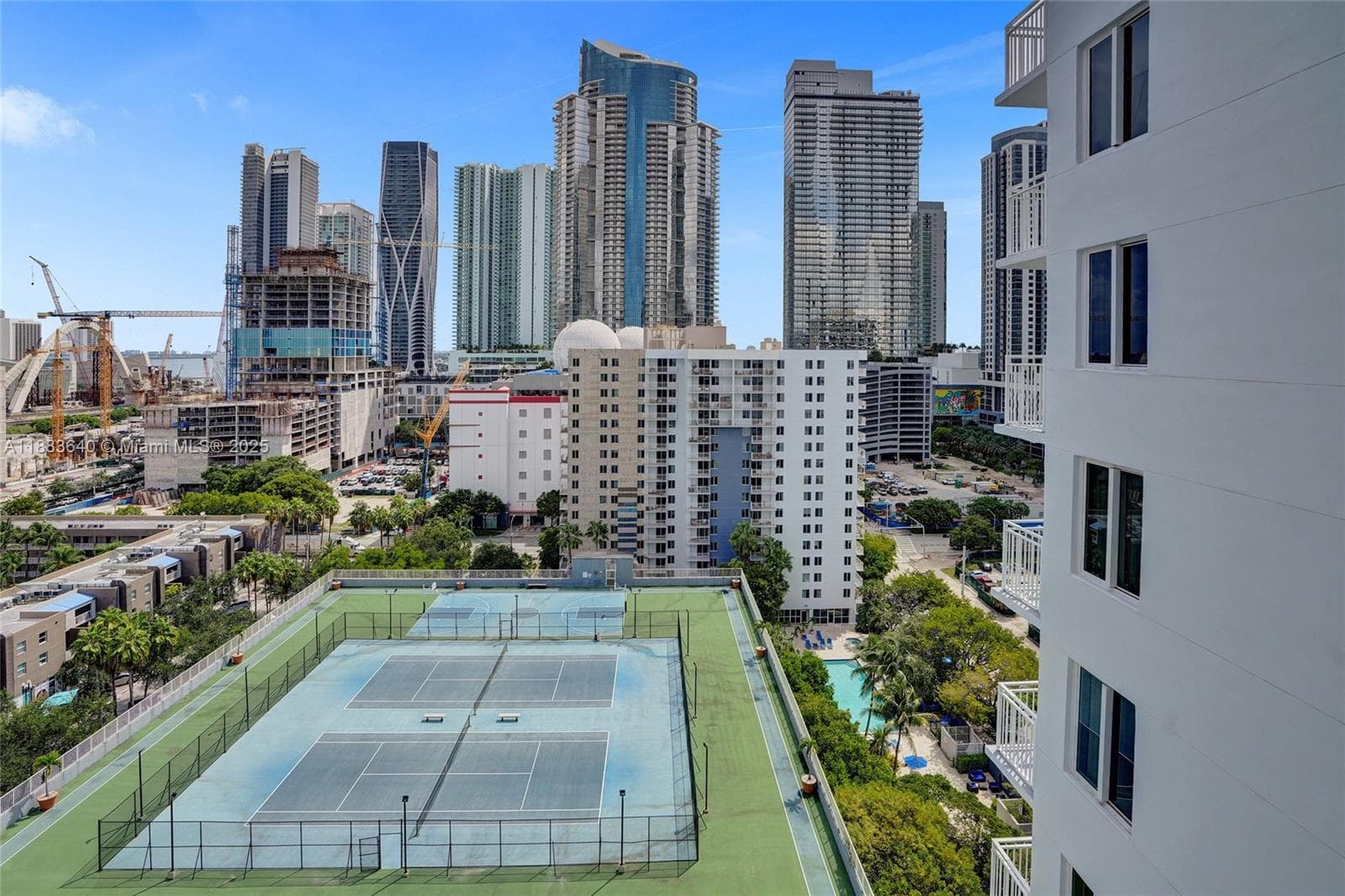 MADISON DOWNTOWN CONDO · #W-1810 in Miami - Photo 17