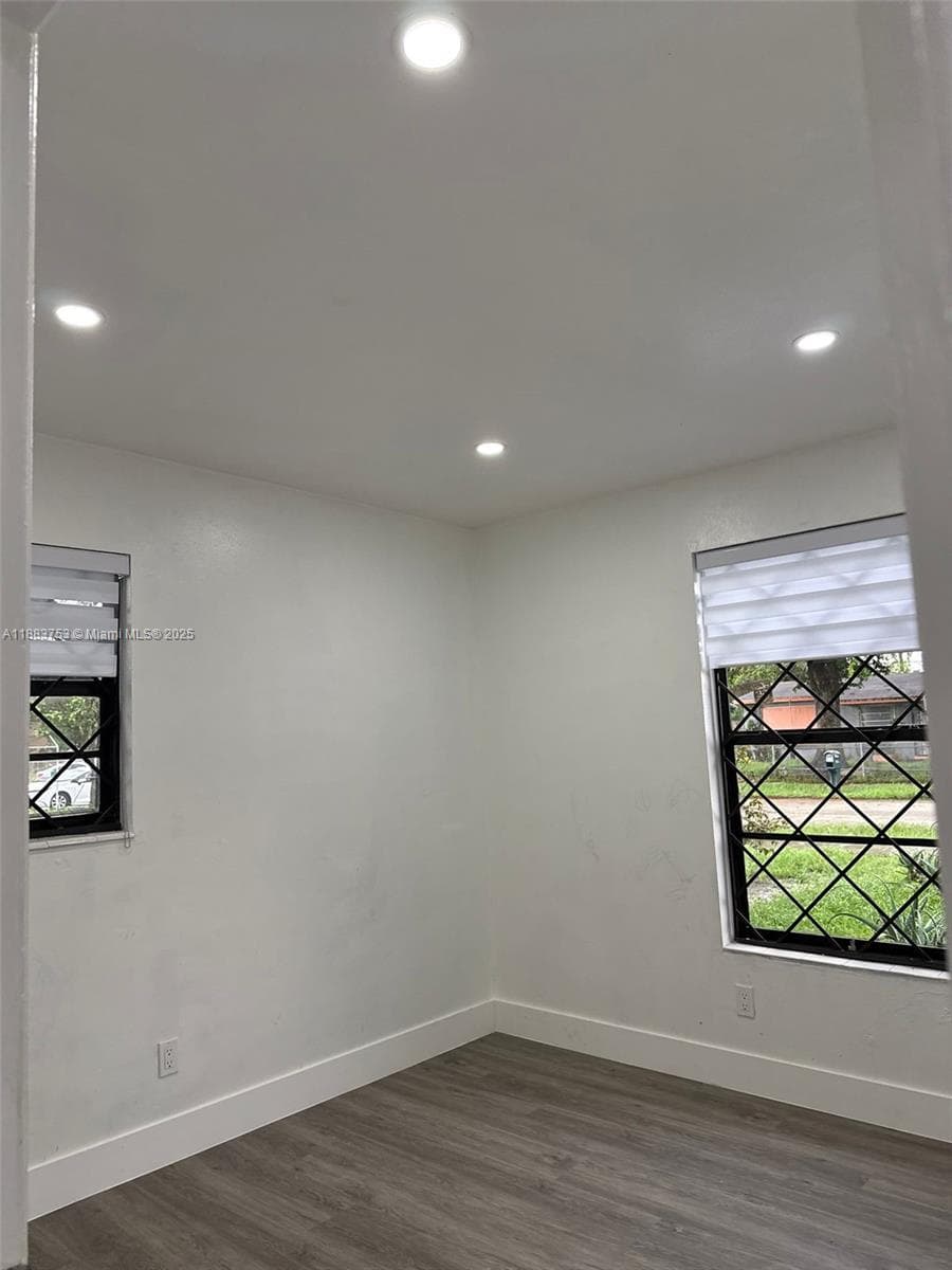 1772 NW 34th Ave photo 5