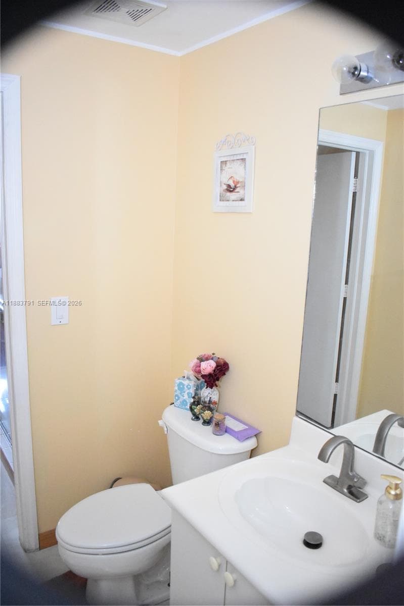 THE COURTS AT DORAL ISLES · #1426 in Doral - Photo 16