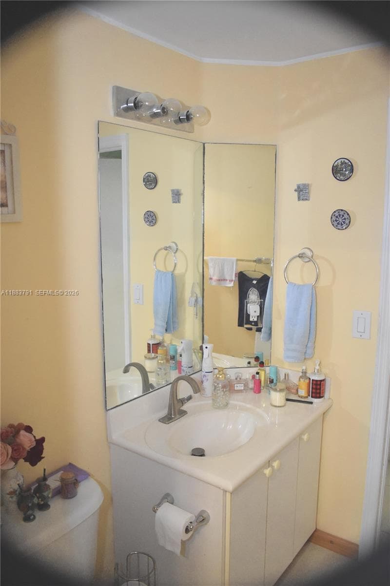THE COURTS AT DORAL ISLES · #1426 in Doral - Photo 15