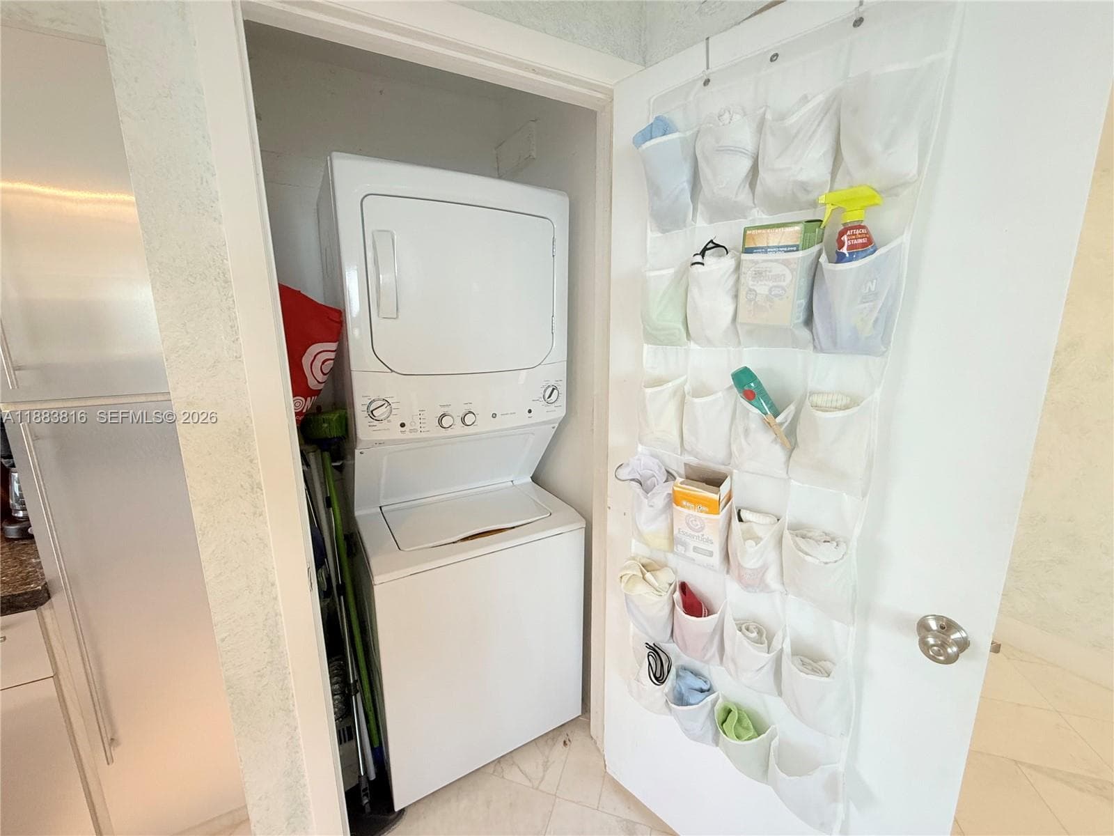 Side Kitchen Area