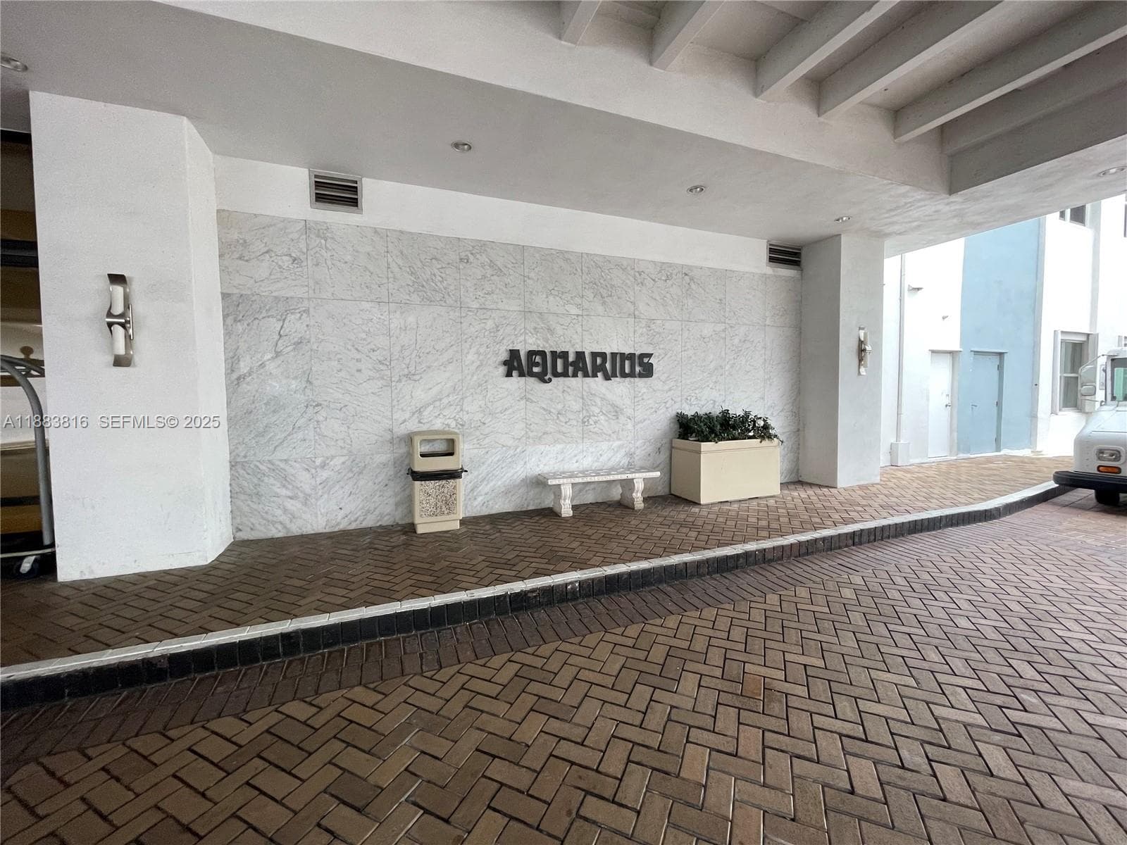 Valet Waiting Area