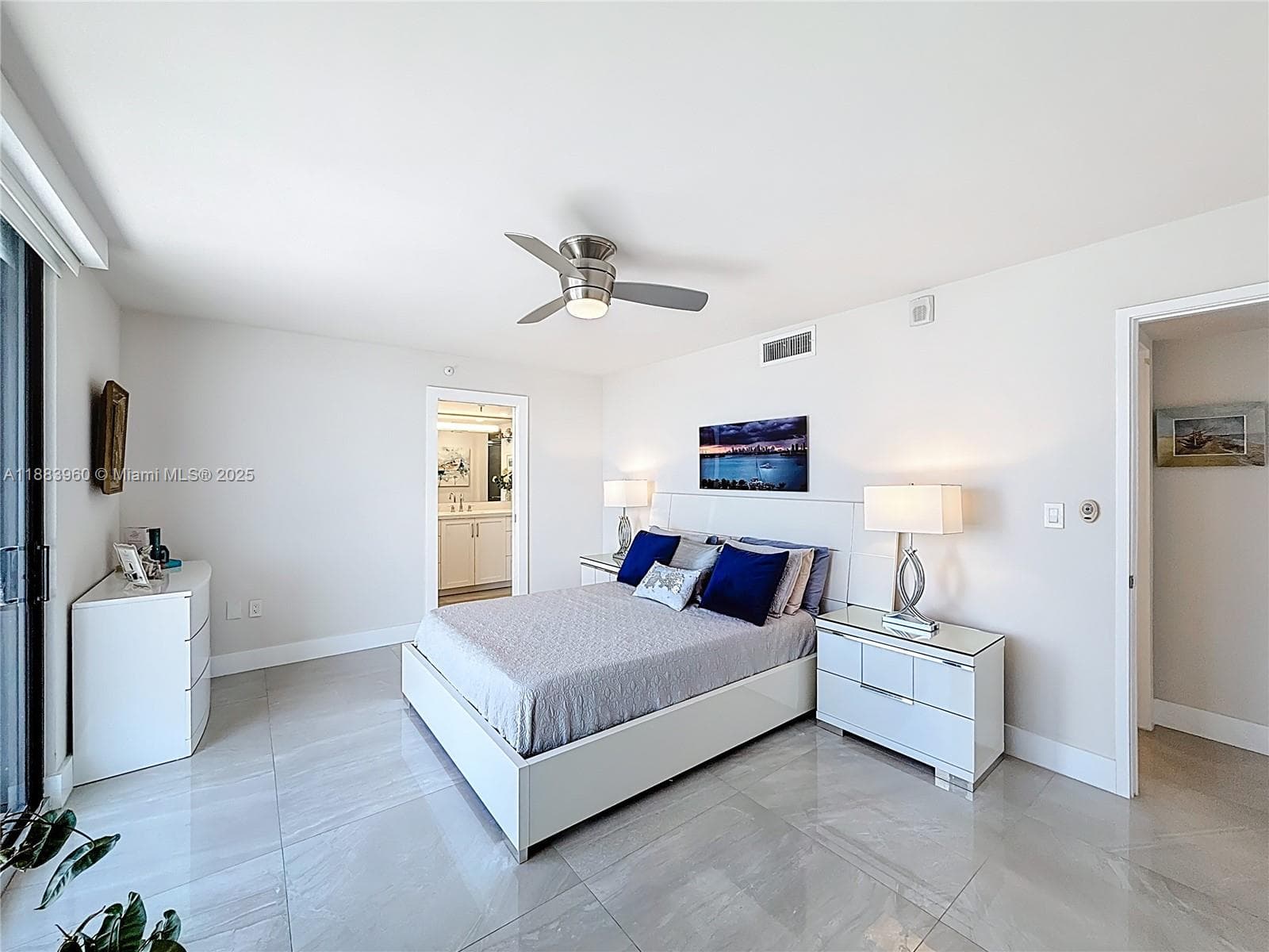 Le Trianon · #20C in Miami Beach - Photo 13