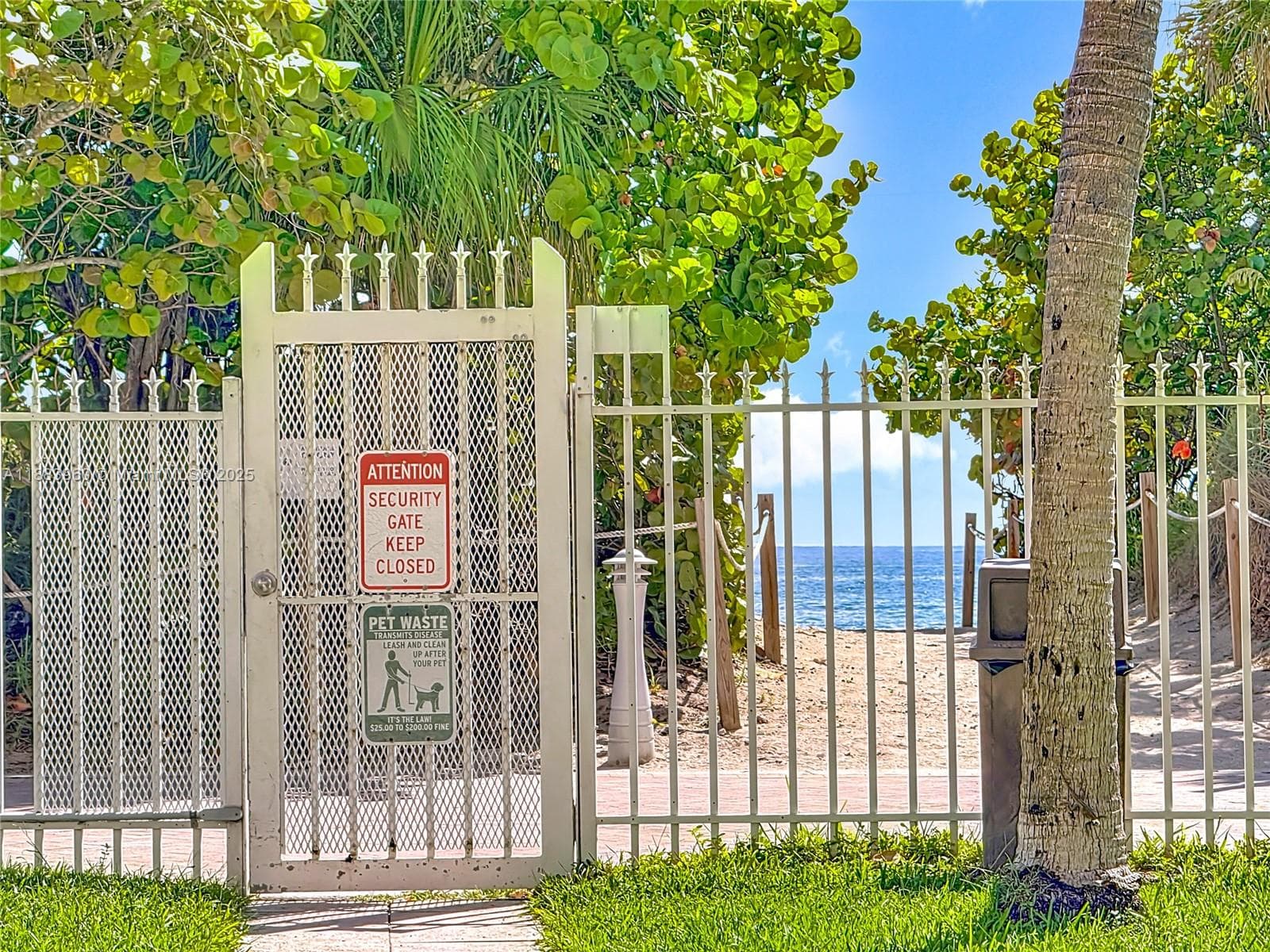 Le Trianon · #20C in Miami Beach - Photo 24