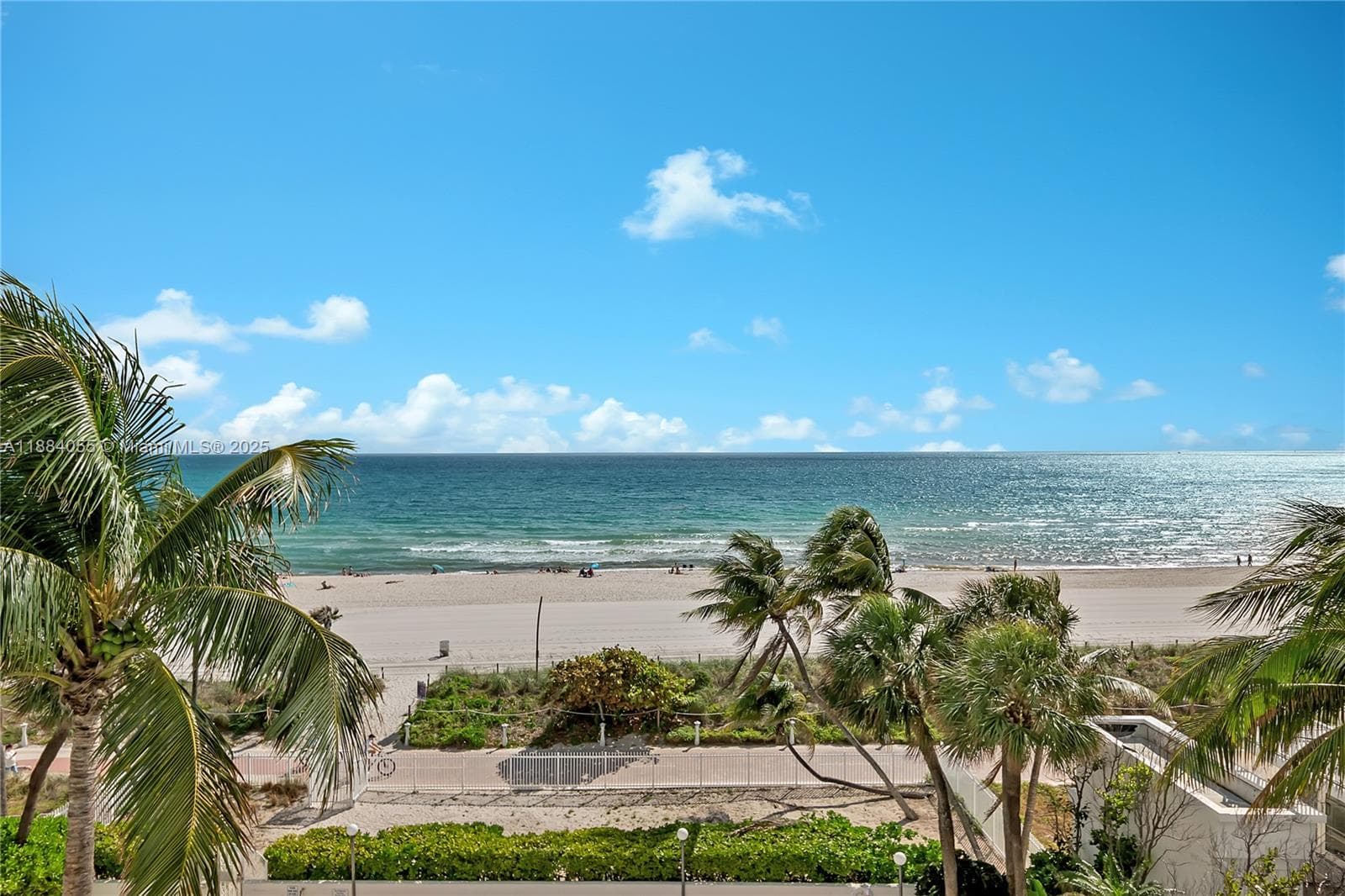 GALERIA CONDO · #506 in Miami Beach - Photo 3