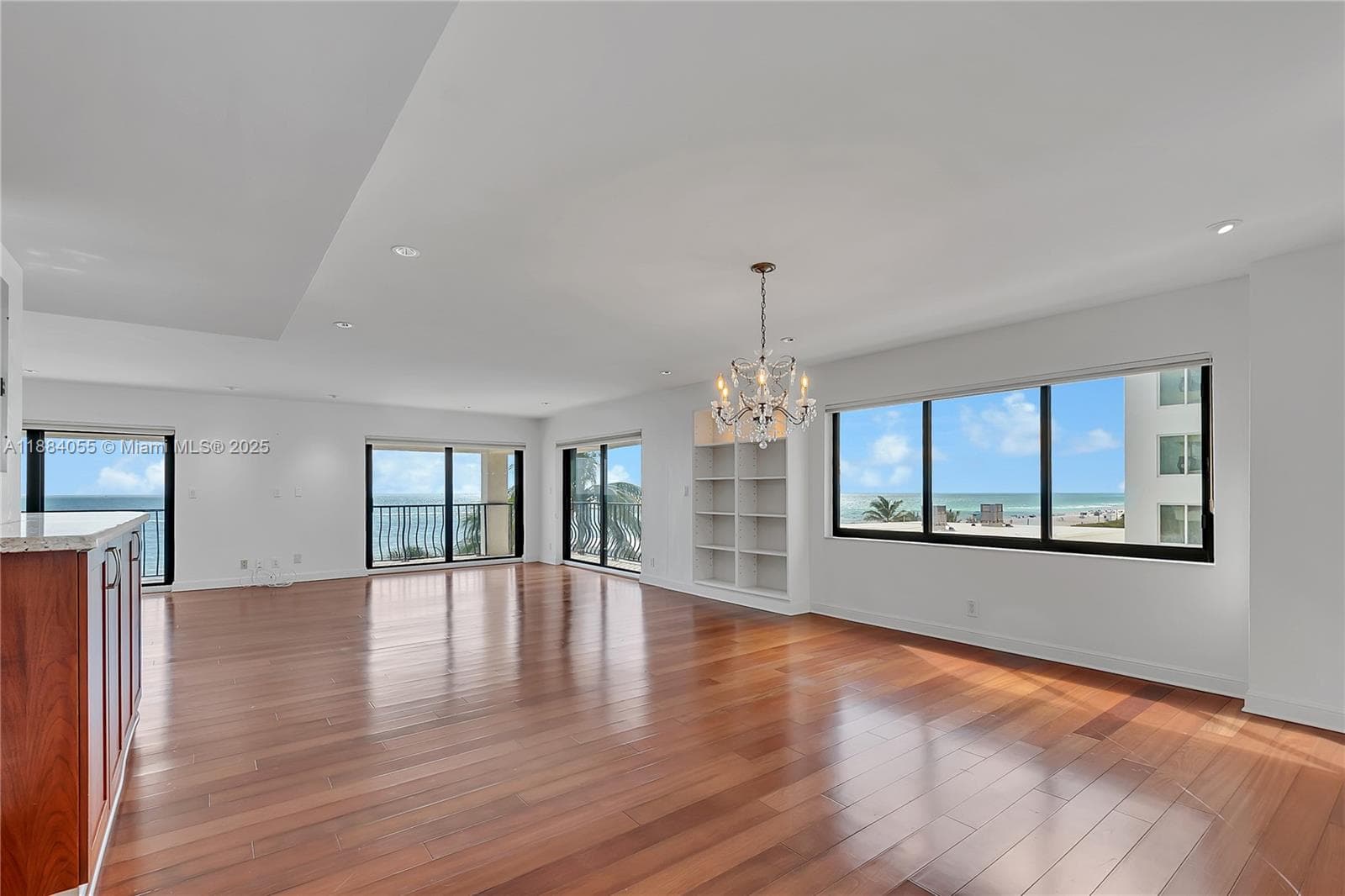 GALERIA CONDO · #506 in Miami Beach - Photo 5