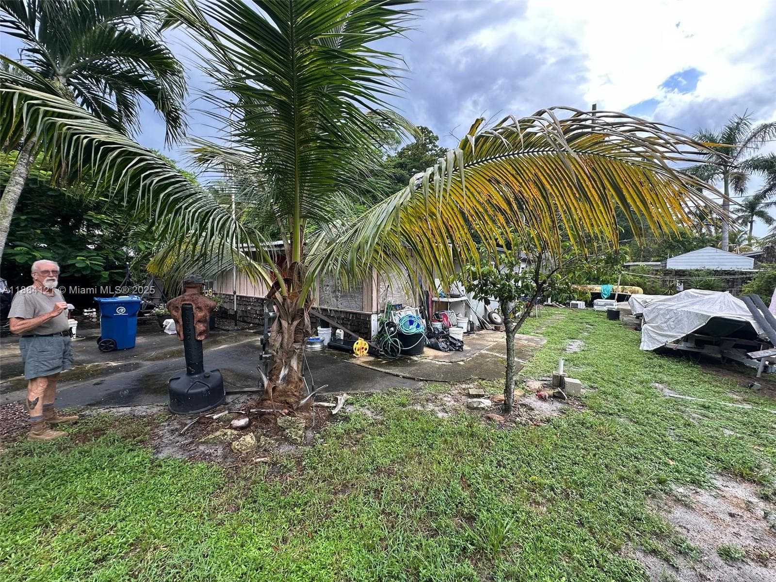 1499 SW 28th Way photo 15