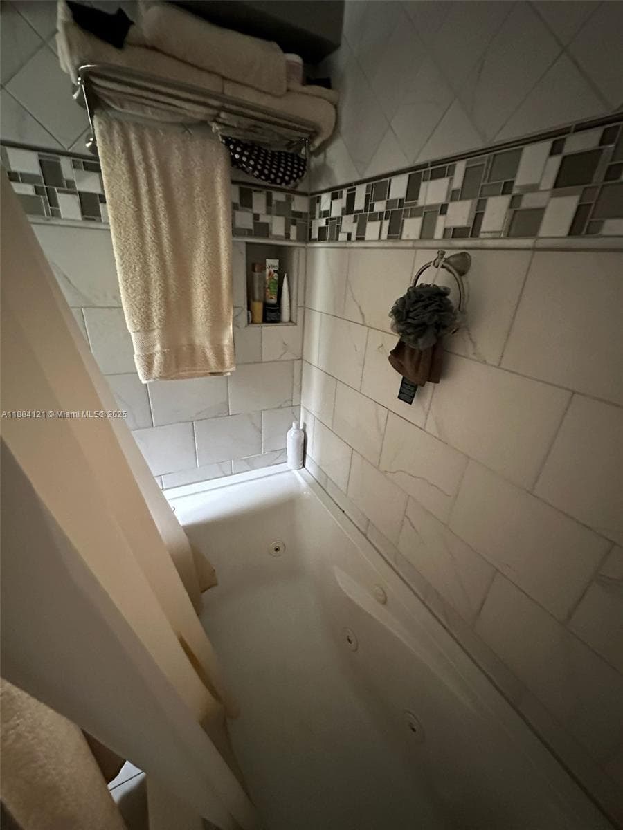 1499 SW 28th Way photo 21
