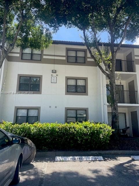 560 S Park Rd · #16-7 in Hollywood - Photo 1