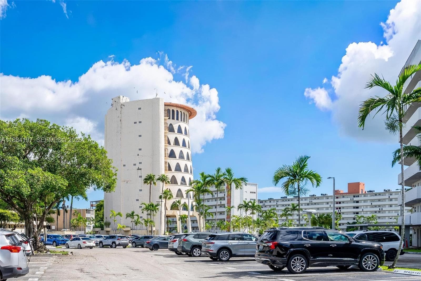jade winds group · #700-1 in Miami - Photo 22