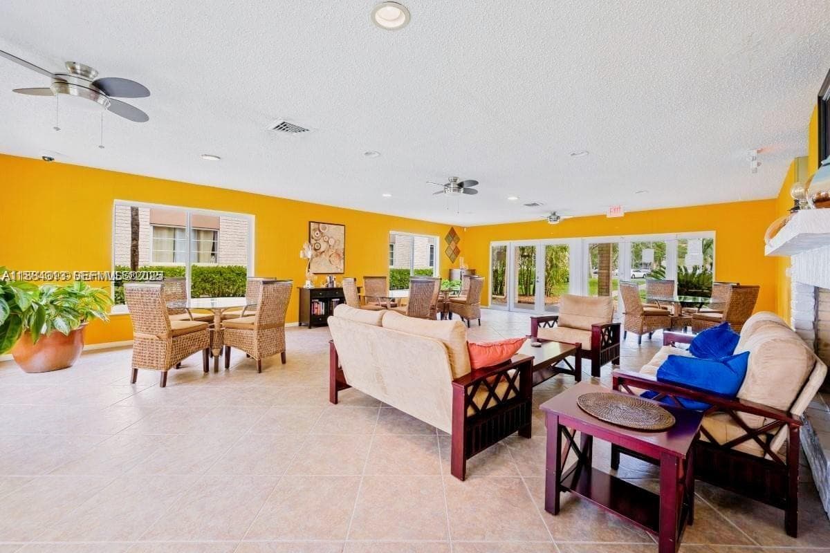 MANOR GROVE VILLAGE 1 CON · #114B in Wilton Manors - Photo 25