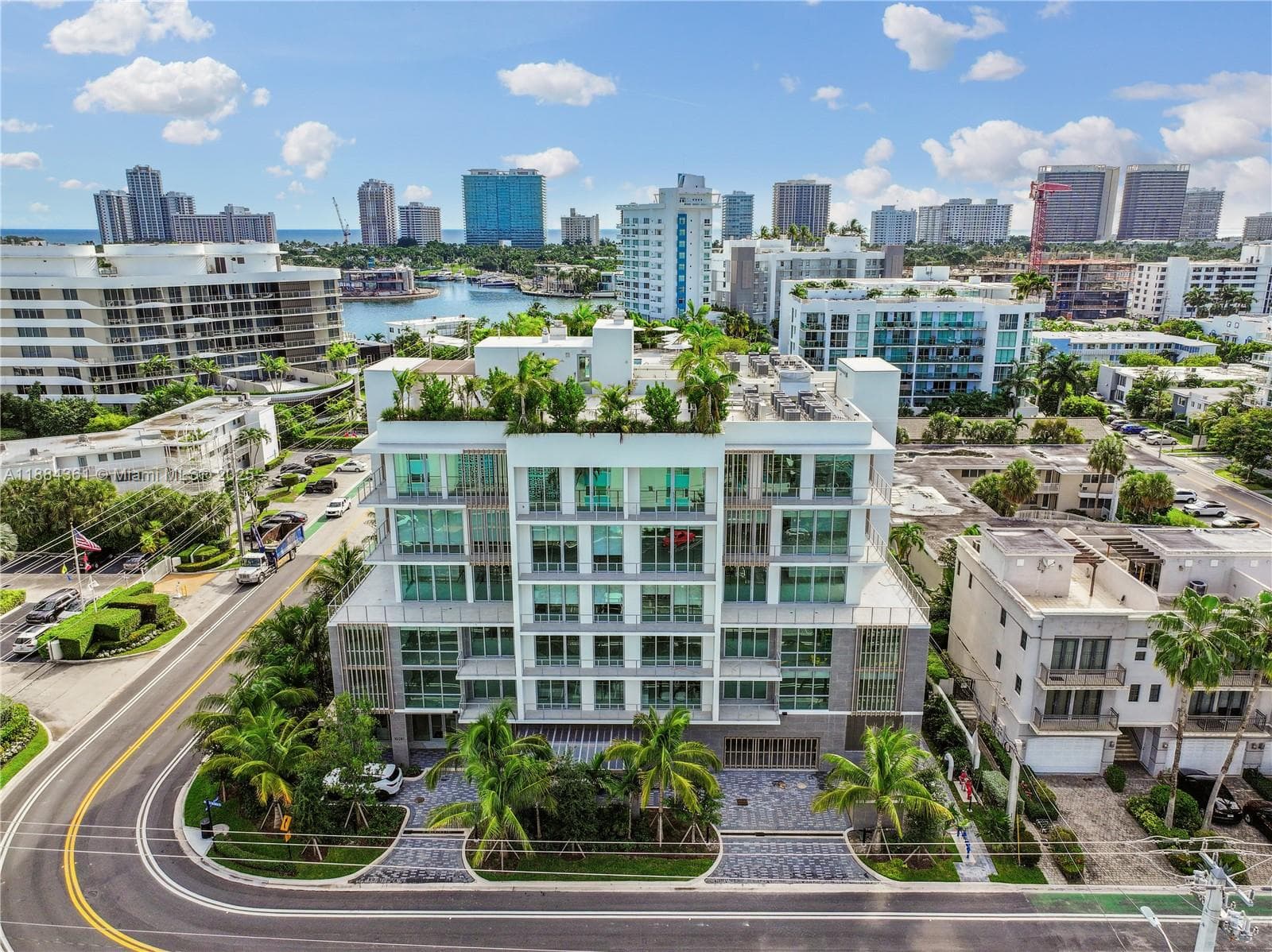 BAY HARBOR ISLAND · #601 PH in Bay Harbor Islands - Photo 50