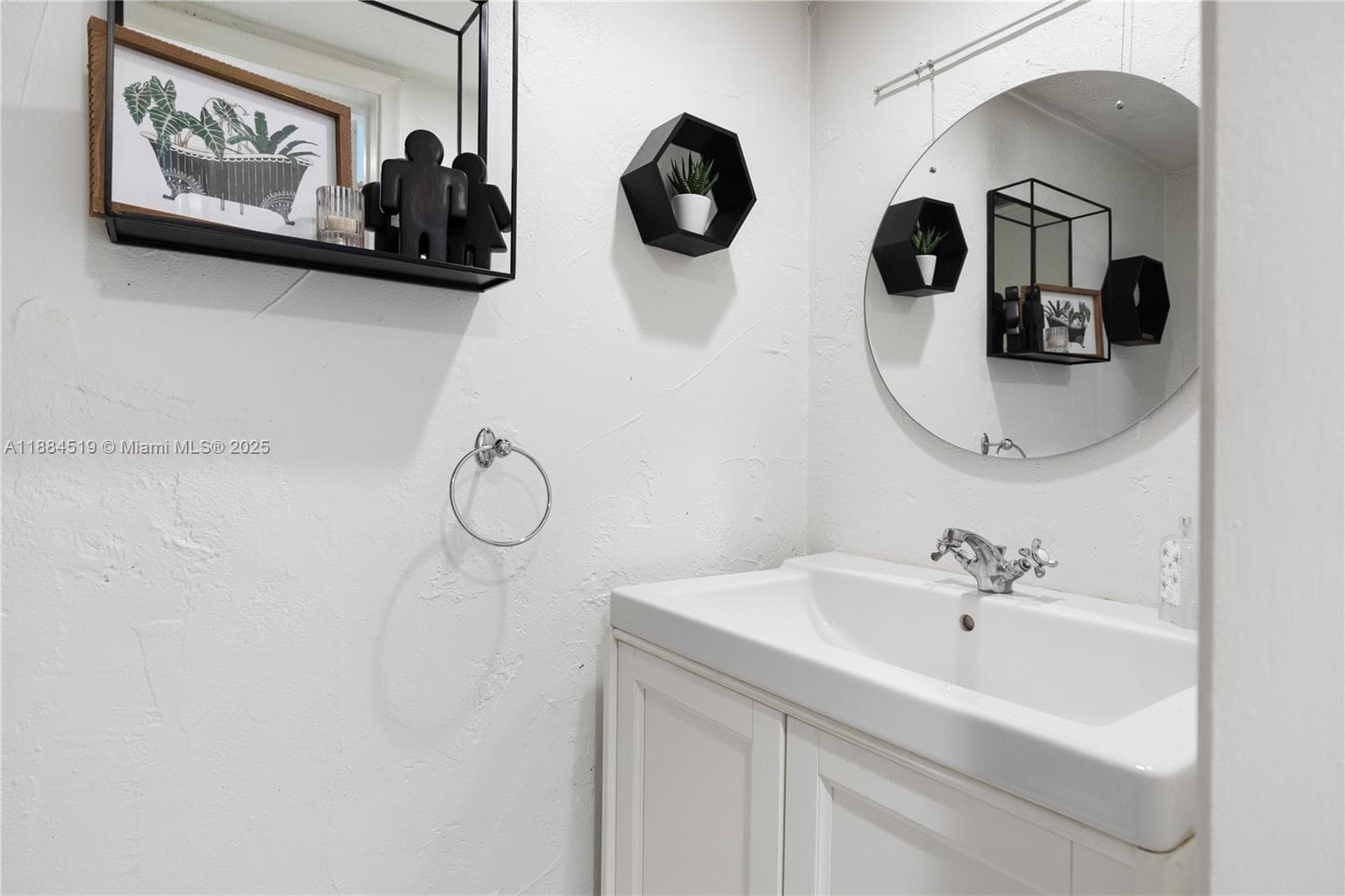 Dadeland Grove · #C401 in Pinecrest - Photo 10