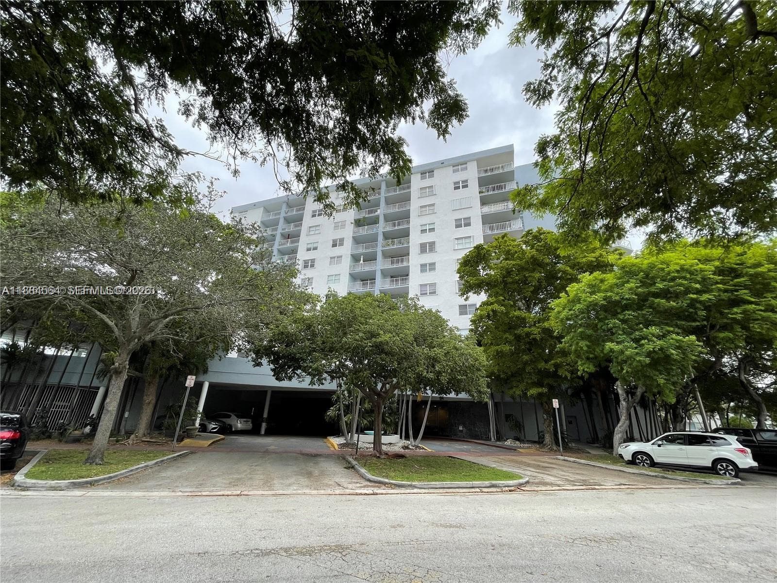 STANTON HOUSE CONDOMINIUM · #4H in Miami Beach - Photo 13