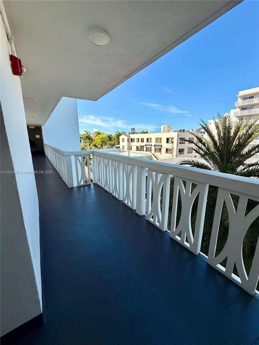 Nautilus Cond. · #4D in Miami Beach - Photo 24