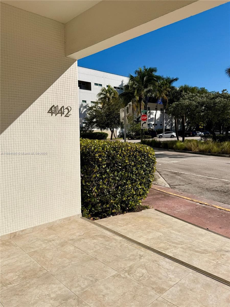 Nautilus Cond. · #4D in Miami Beach - Photo 28