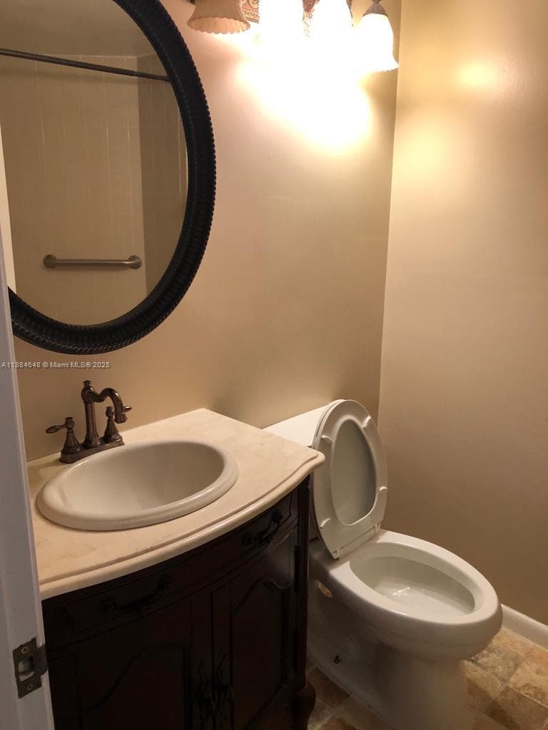 Lake Pointe Condo · #103 in Oakland Park - Photo 8