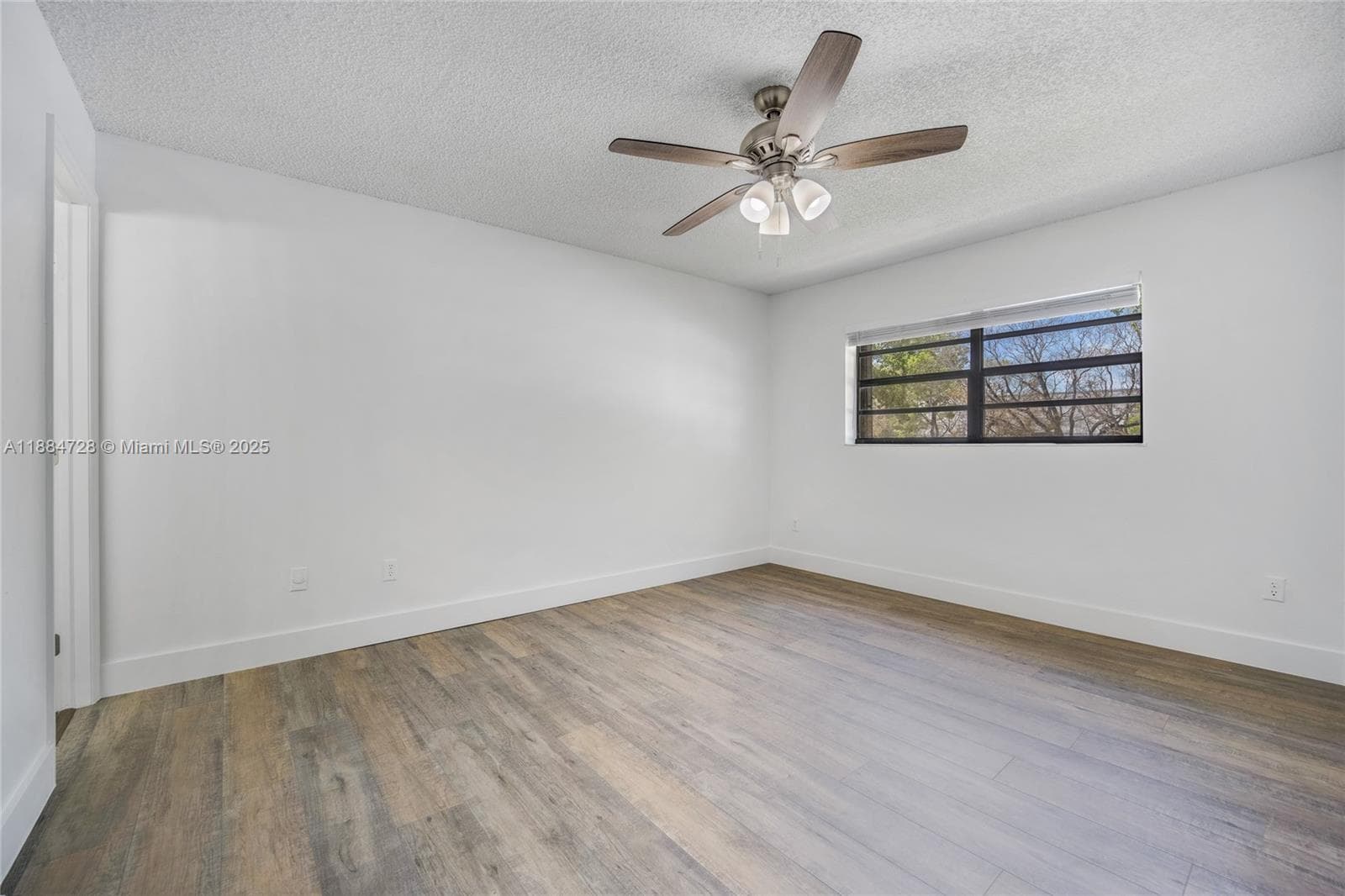 MOORS POINTE CONDO · #6-18 in Hialeah - Photo 7