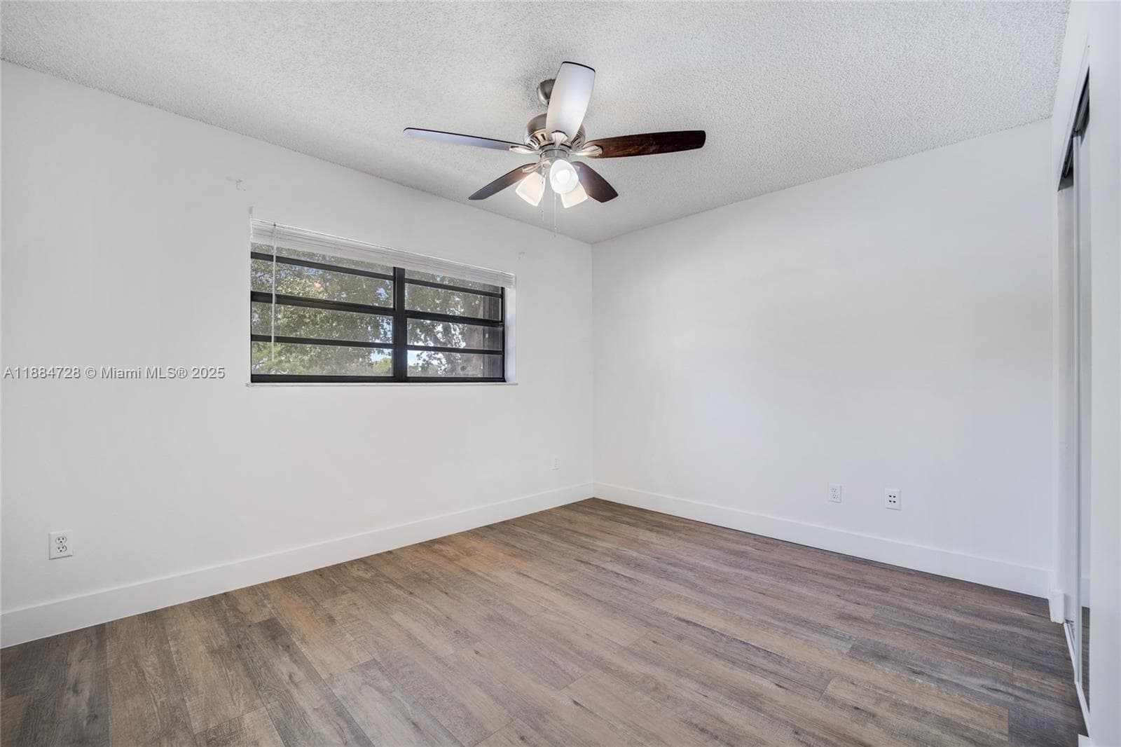 MOORS POINTE CONDO · #6-18 in Hialeah - Photo 8
