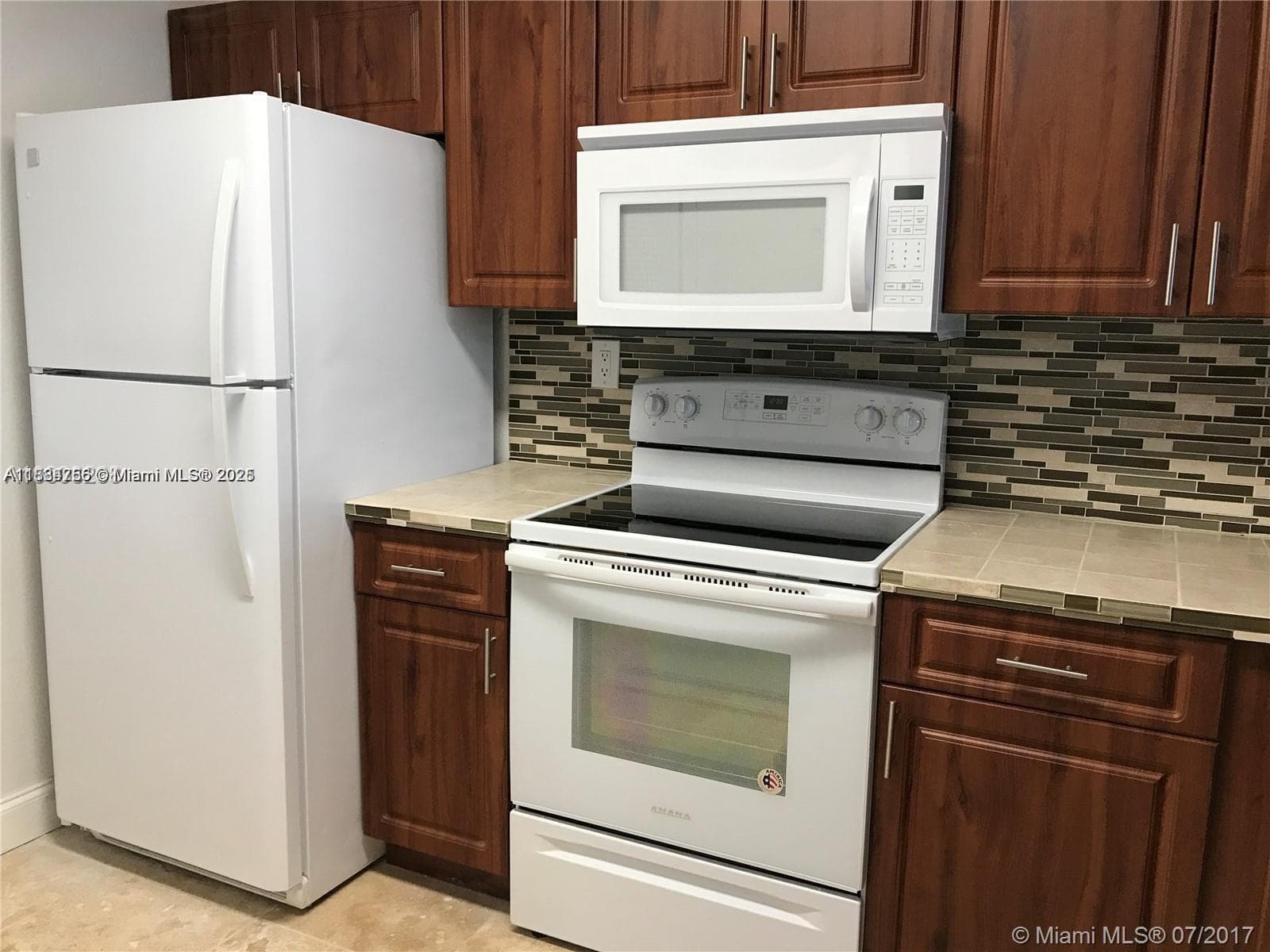 INDIAN LAKE VILLAGE · #205 in Miami - Photo 6