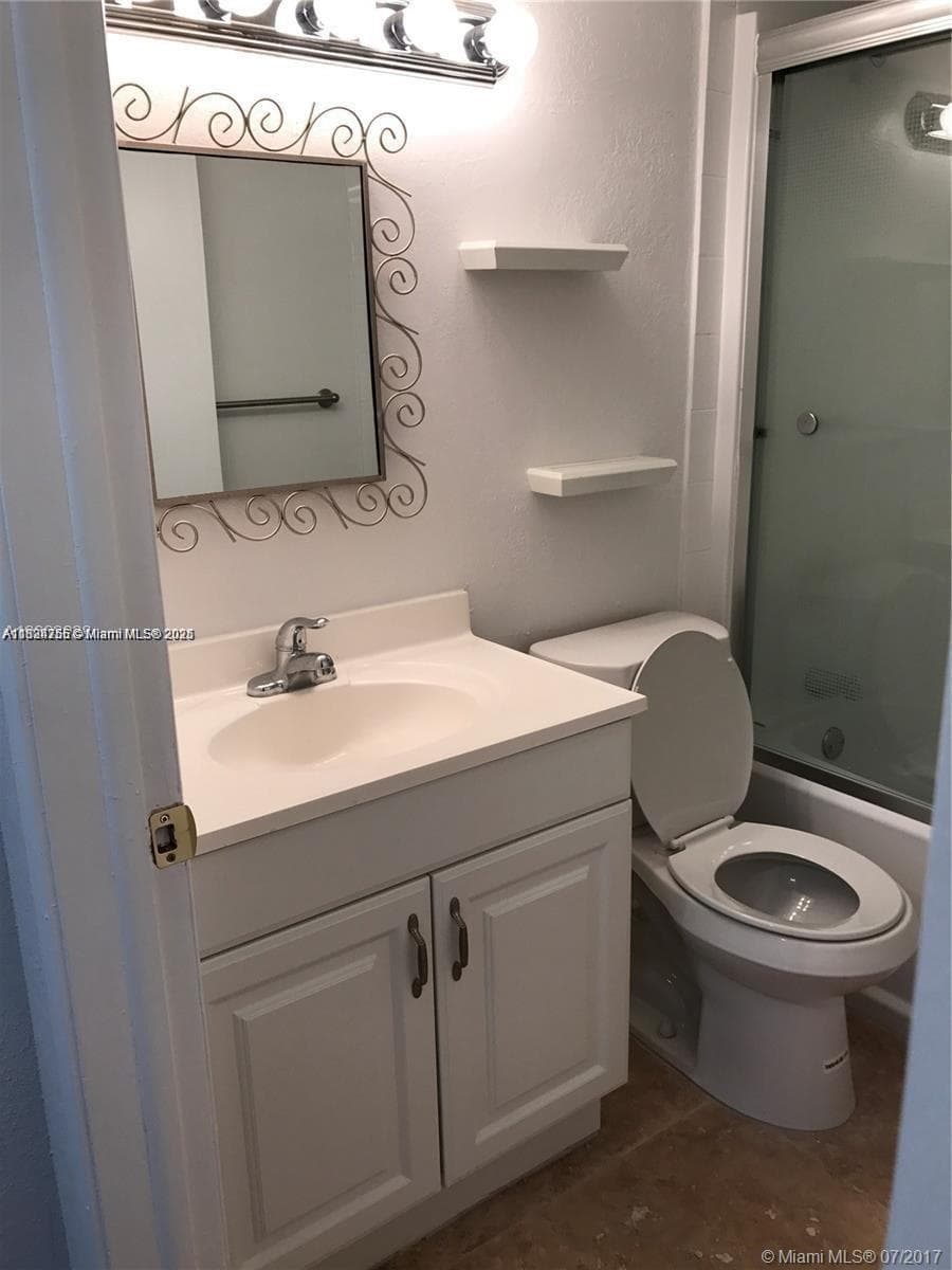 INDIAN LAKE VILLAGE · #205 in Miami - Photo 10