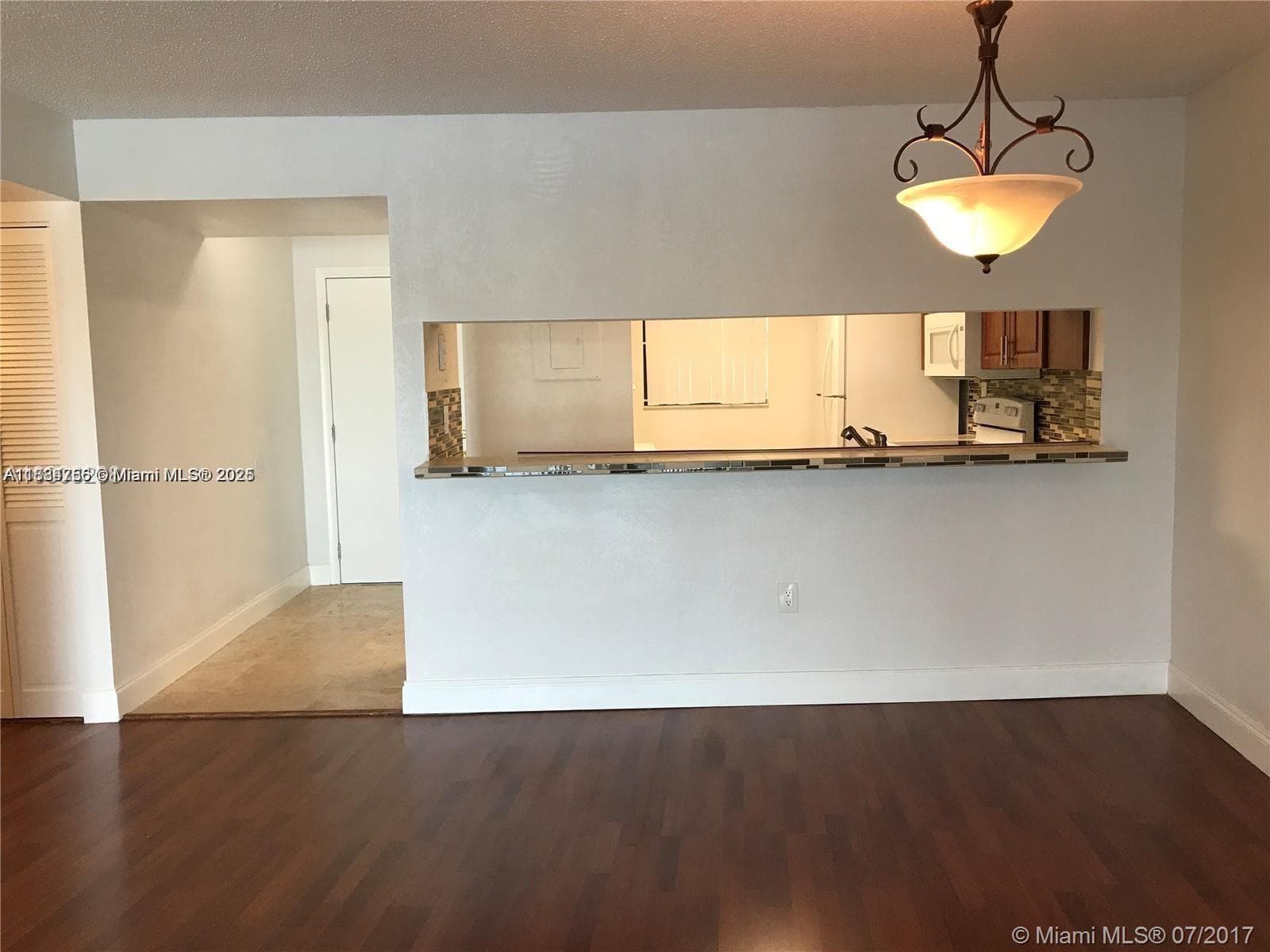 INDIAN LAKE VILLAGE · #205 in Miami - Photo 8