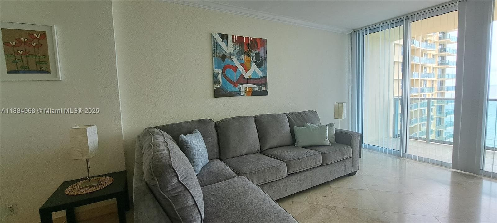 WAVE CONDO · #1021 in Hollywood - Photo 10