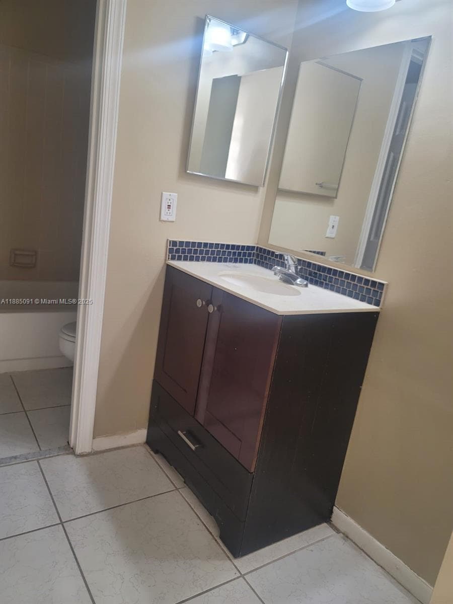 MCARTHUR PARK · #206 in Miami Gardens - Photo 13