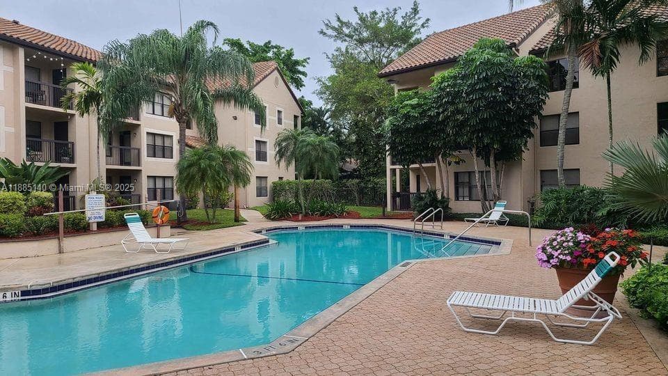 PALM AIRE GARDENS CONDO · #20 in Pompano Beach - Photo 14