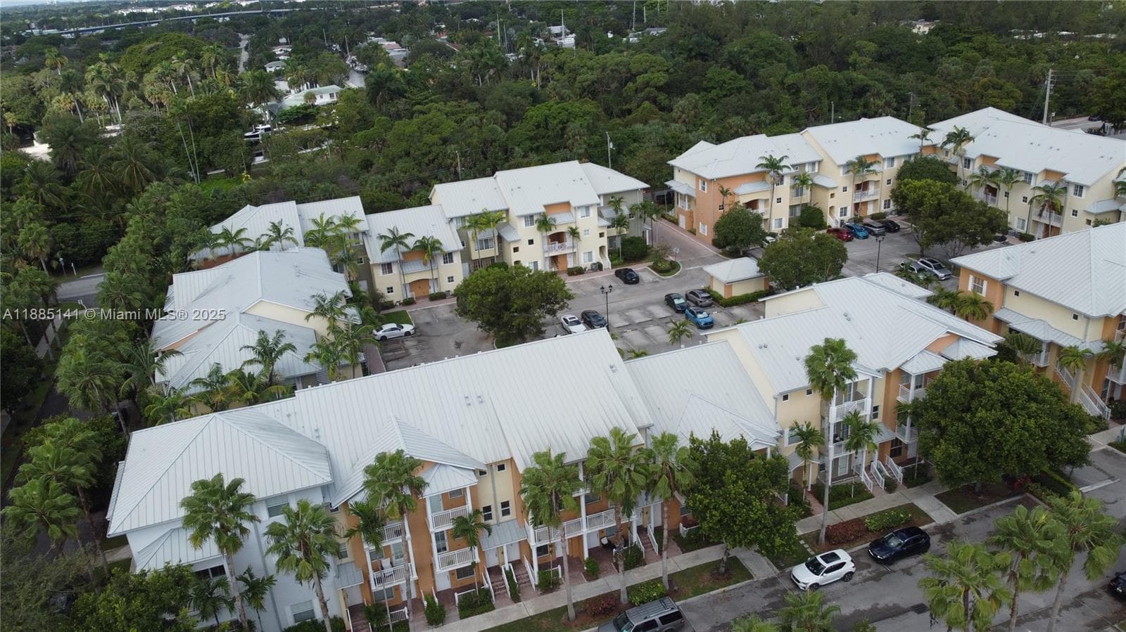 VILLAGE AT SAILBOAT BEND · #357 in Fort Lauderdale - Photo 23