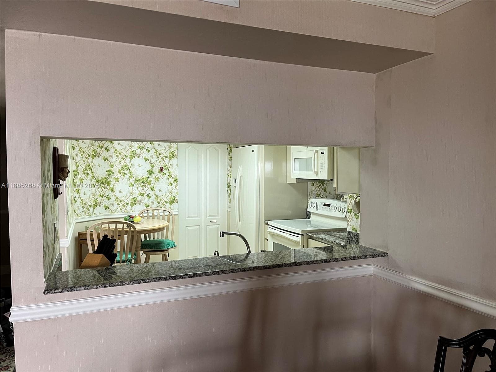 LEXCELLENCE CONDO · #2101 in Miami Beach - Photo 22