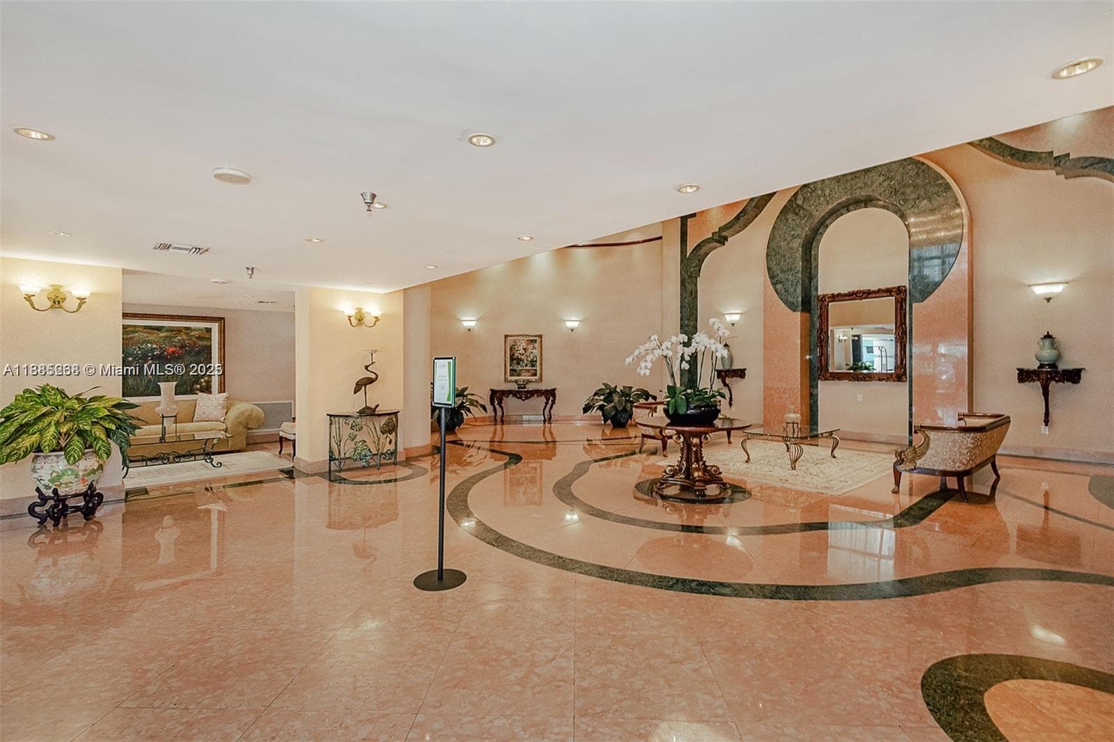 LEXCELLENCE CONDO · #2101 in Miami Beach - Photo 7