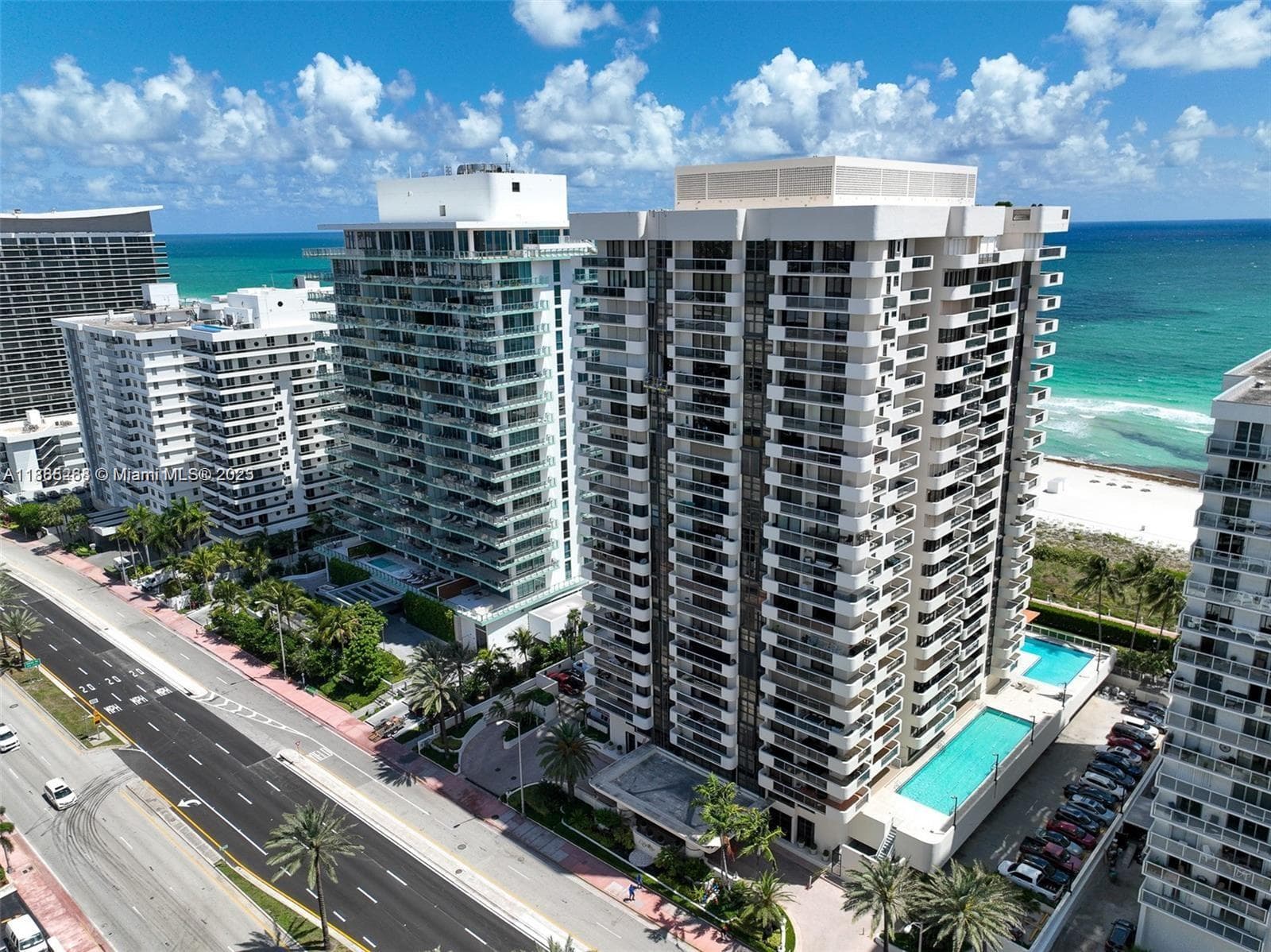 LEXCELLENCE CONDO · #2101 in Miami Beach - Photo 1