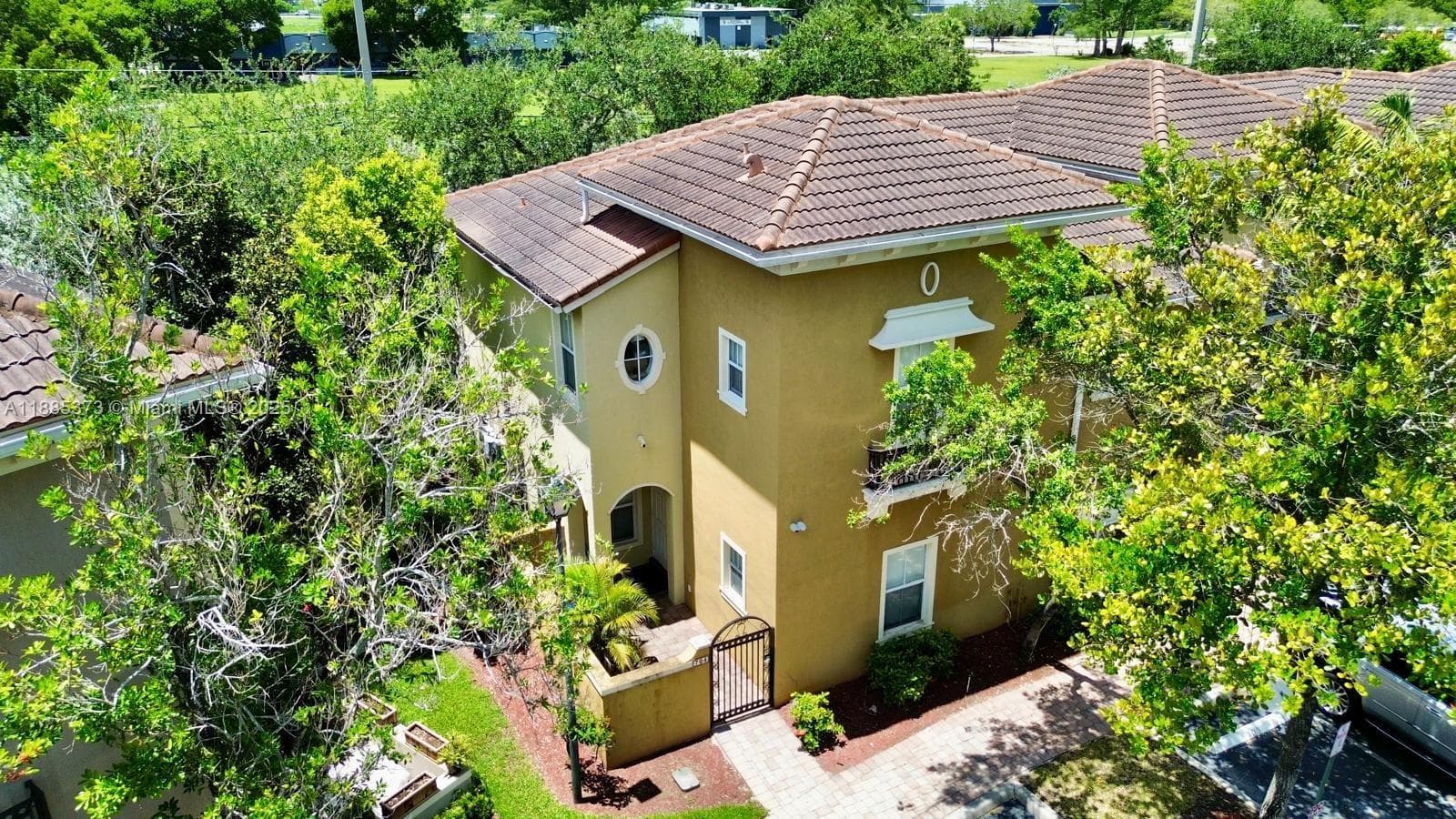 TUSCAN VILLAS CONDO · #704 in Tamarac - Photo 6