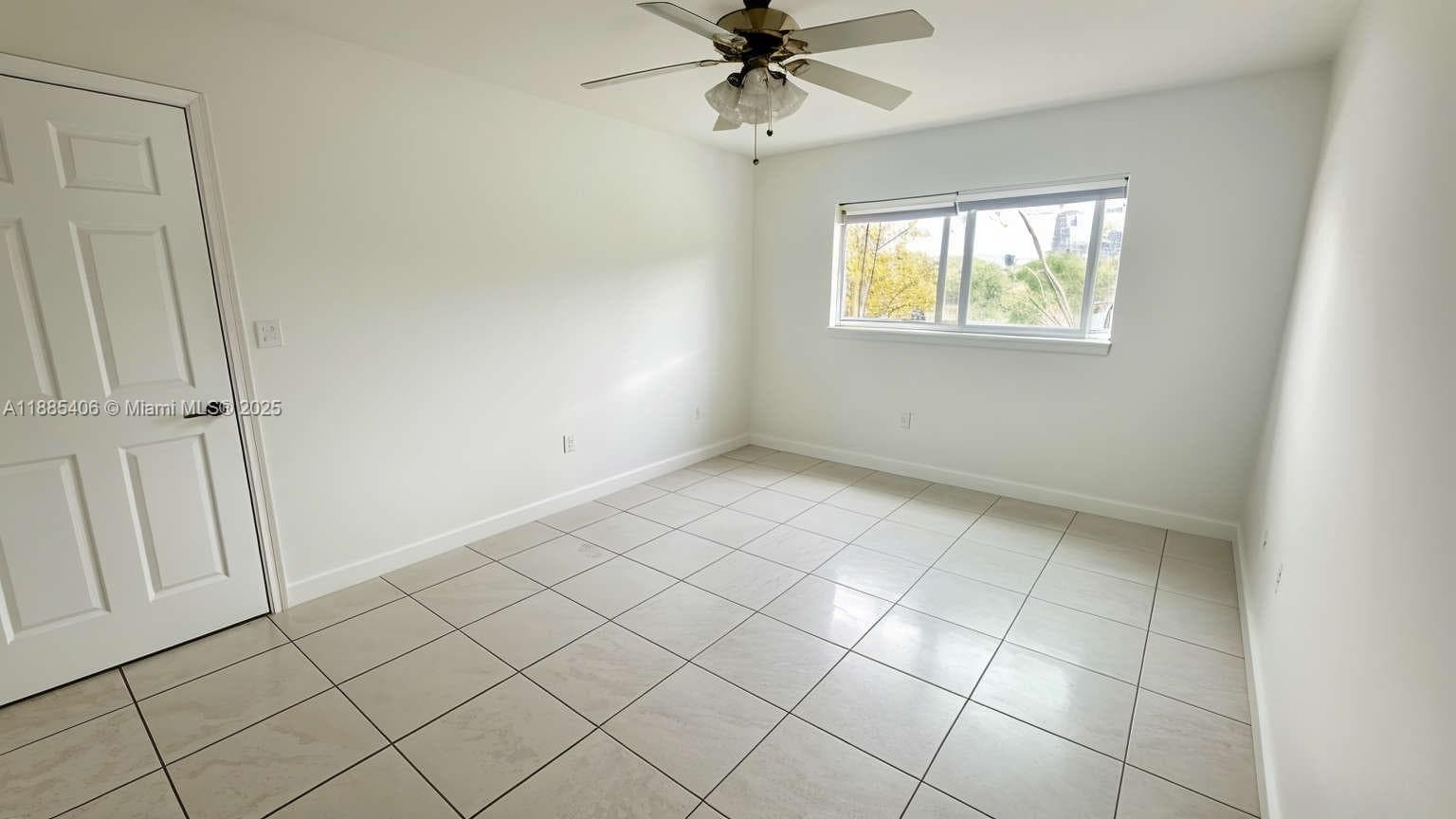Dickens Garden · #203 in Miami Beach - Photo 11