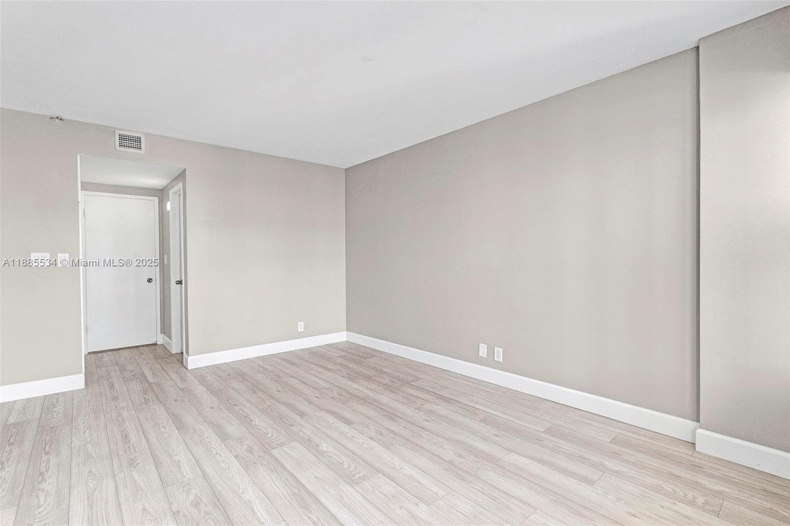 ROYAL AMBASSADOR CONDO · #1408 in Fort Lauderdale - Photo 12
