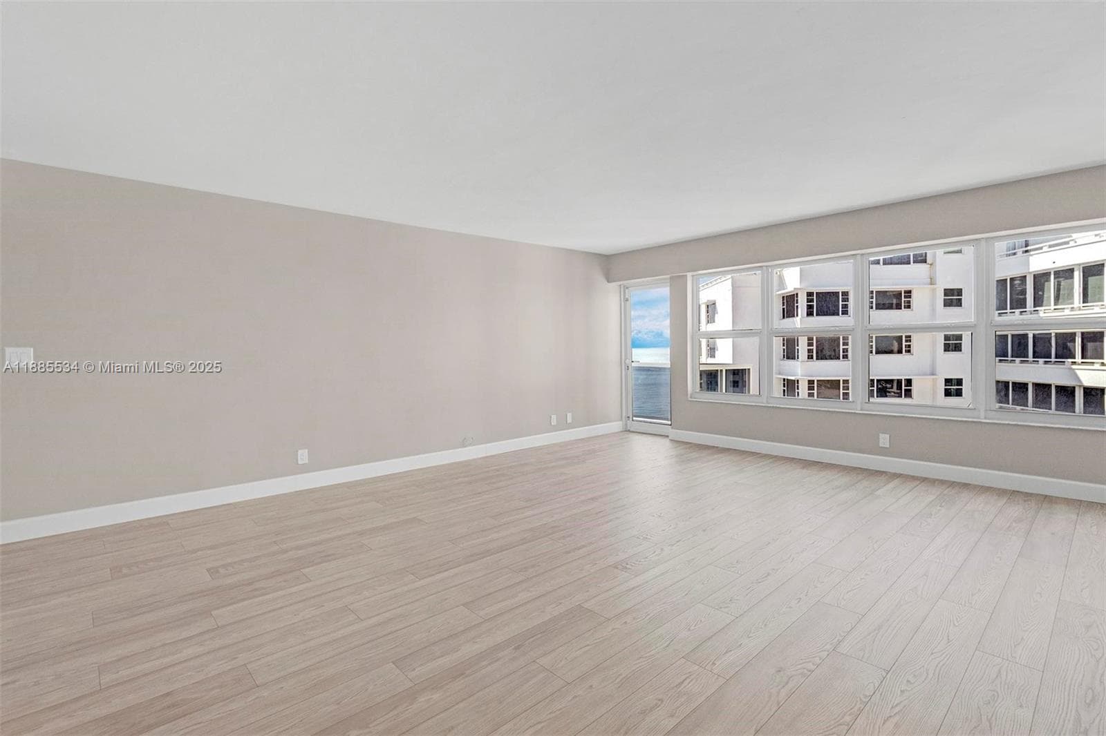 ROYAL AMBASSADOR CONDO · #1408 in Fort Lauderdale - Photo 7