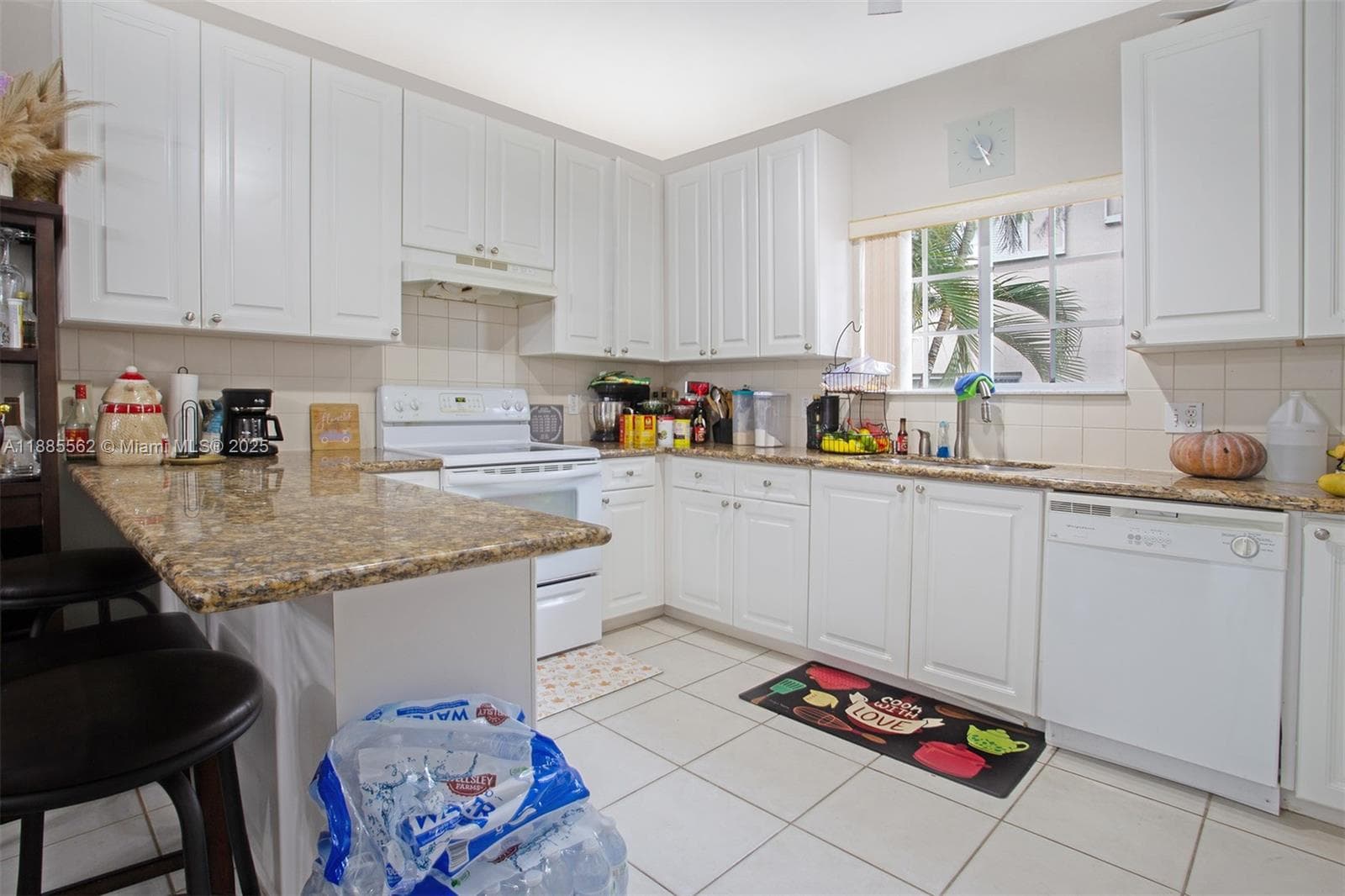WASHINGTON PALMS CONDO · #7 in Hollywood - Photo 7