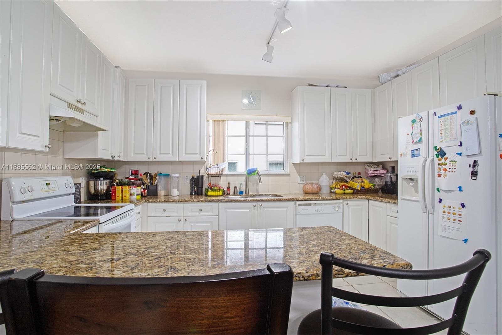 WASHINGTON PALMS CONDO · #7 in Hollywood - Photo 9